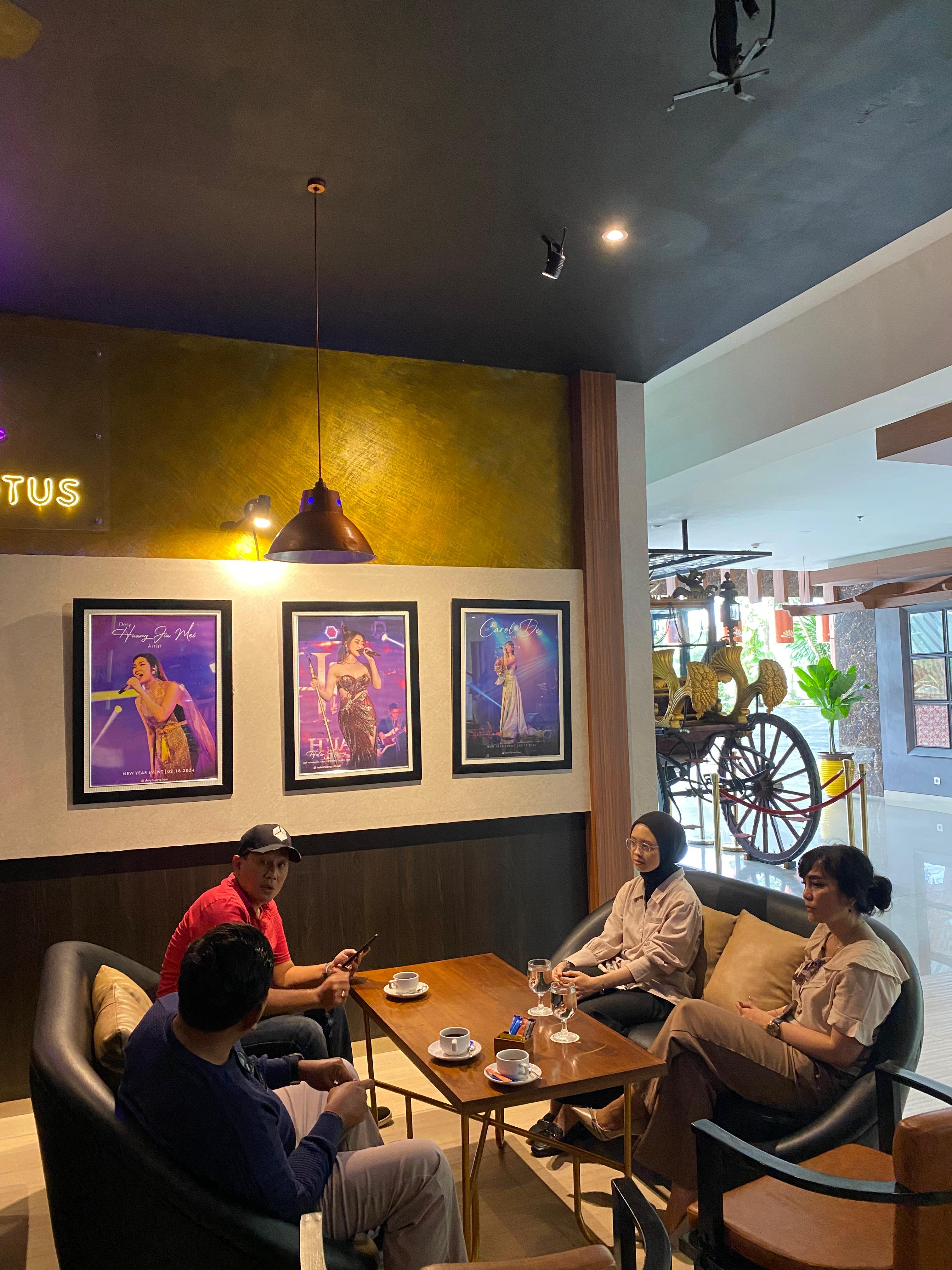 Crystal Lotus Hotel