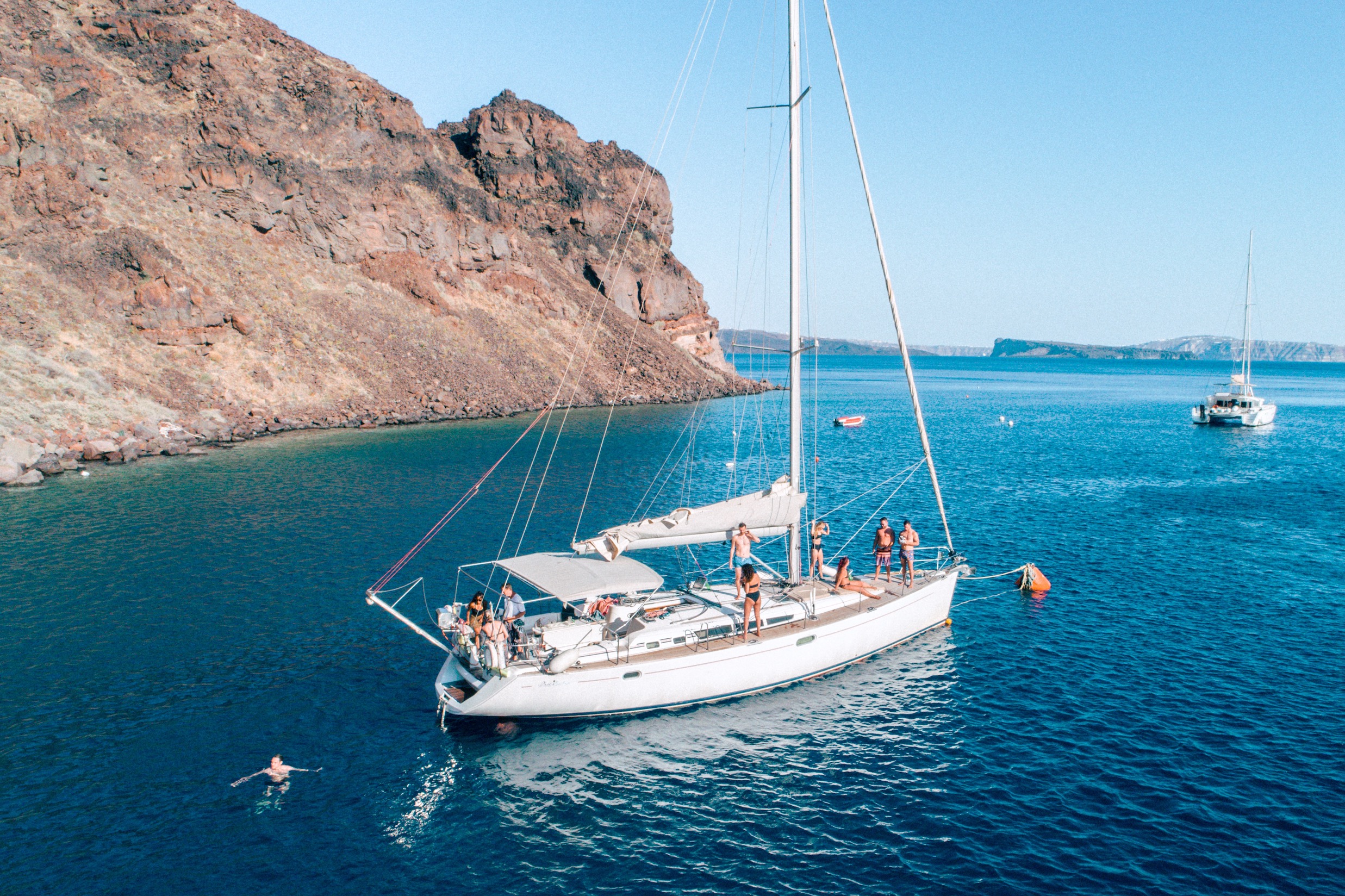 Barca Sailing Daily Cruises