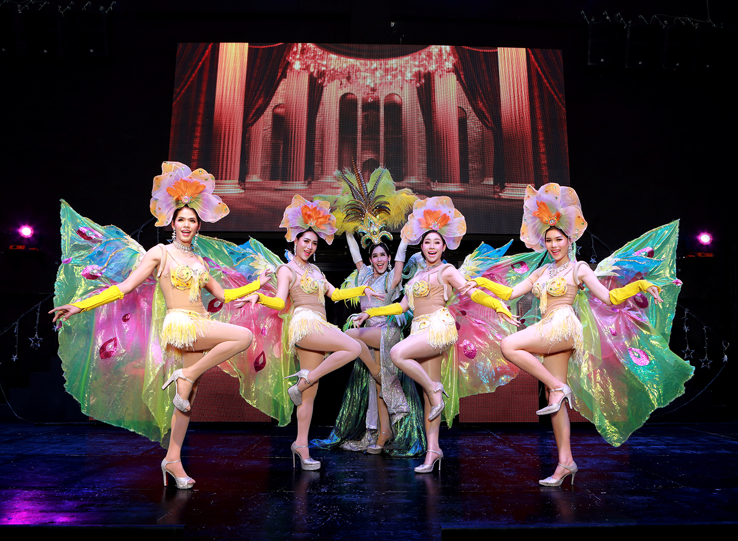 Siam Dragon Cabaret Show Chiang Mai