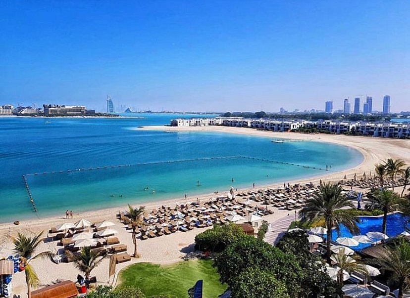 Riva Beach Club