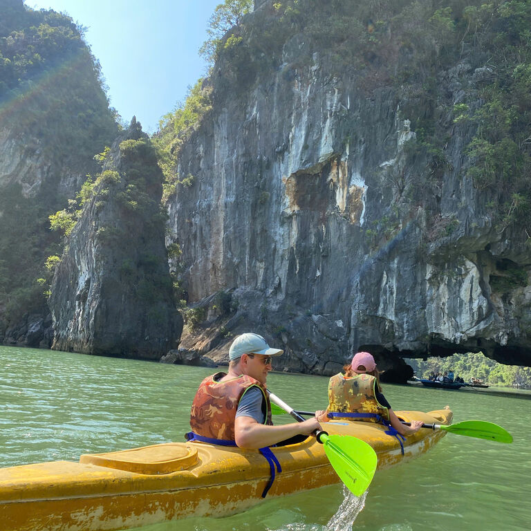 Vietnam Top Travel