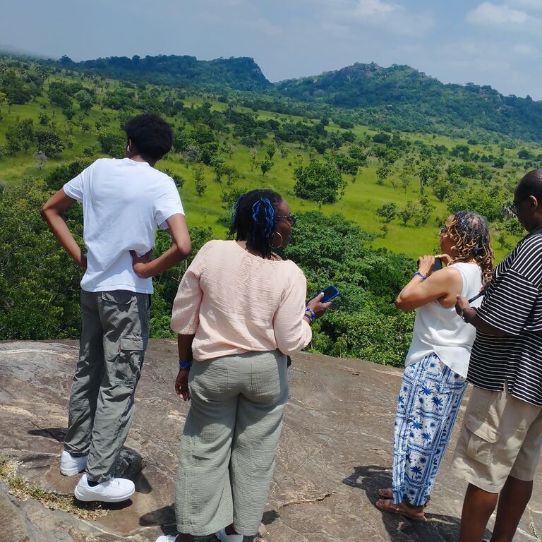 Kadelo Travels