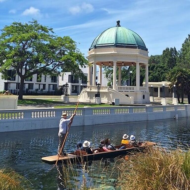 ULTIMATE NEW ZEALAND TOURS LIMITED