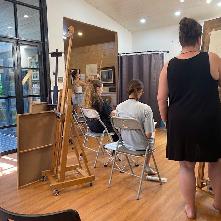 Art Tutor Hanoi