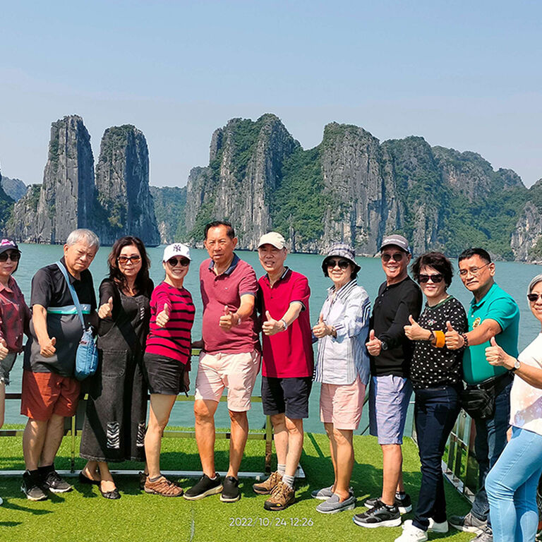 Vietnam Top Travel