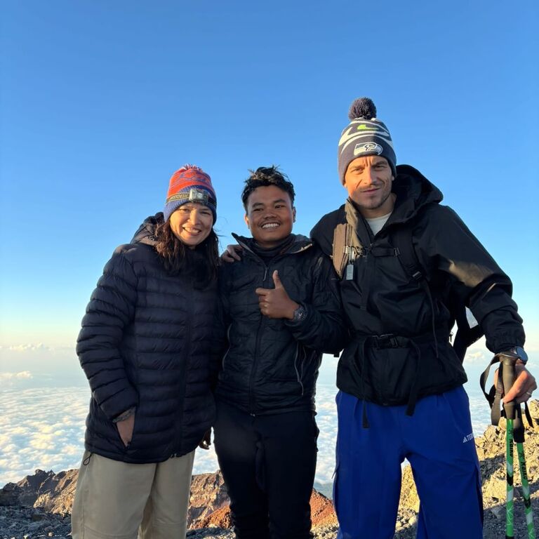 Dhyns Rinjani Hiking