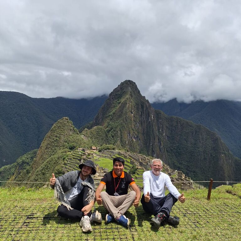 Chullos Travel Peru