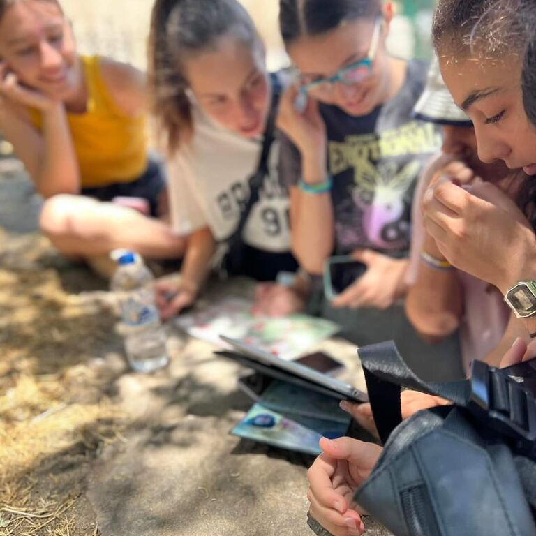 Acropolis Treasure Hunt / Charis