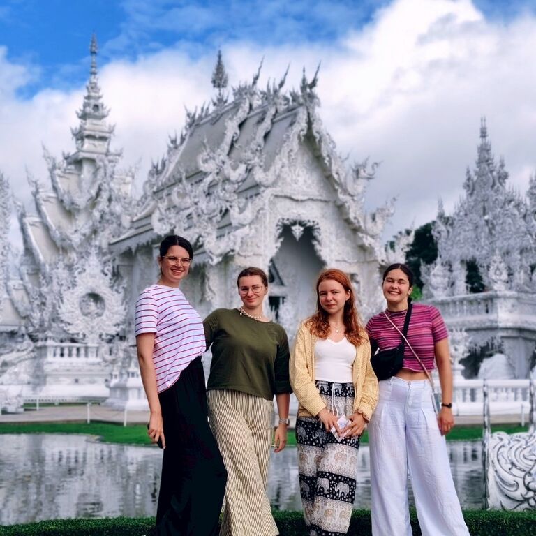 MOONG TOUR