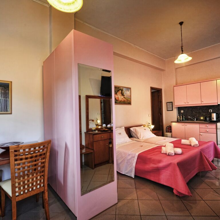 Irida Resort Suites