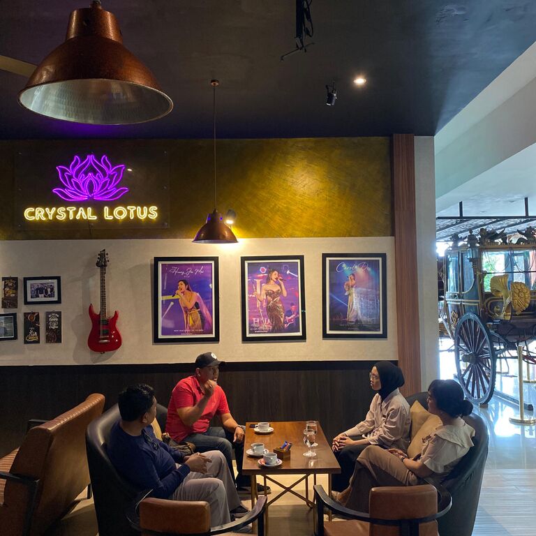 Crystal Lotus Hotel