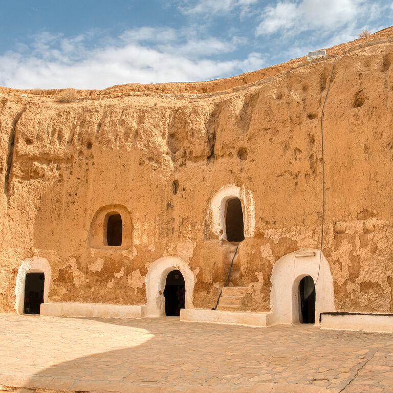 ISRAA TRAVEL AGENCY