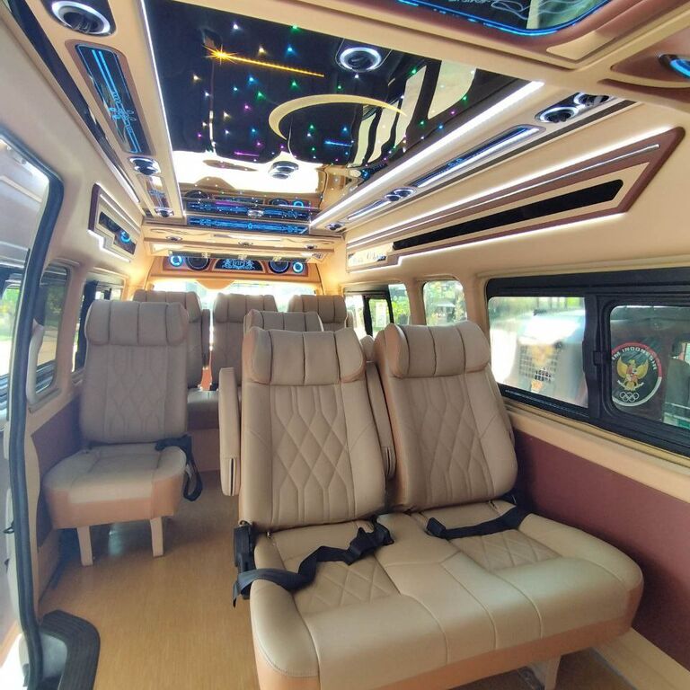 P Khan Driver and Tour