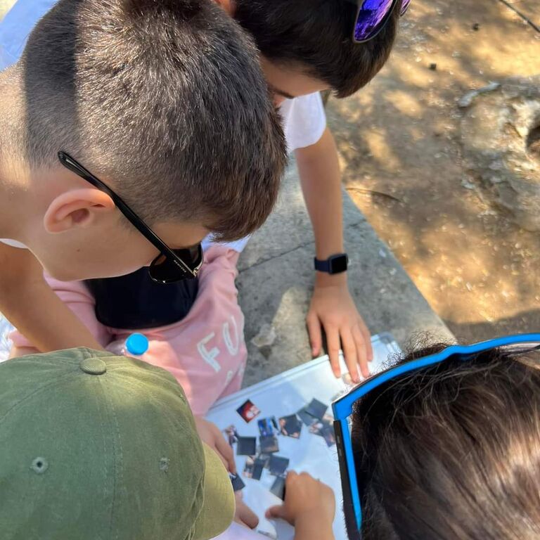 Acropolis Treasure Hunt / Charis
