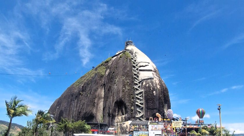 TRANSFERS Y TOURS COLOMBIA