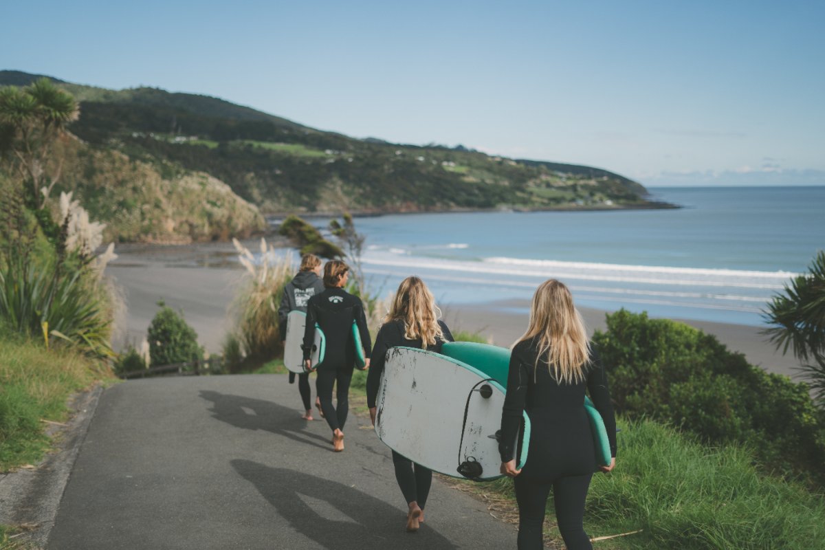 Green Wave Raglan