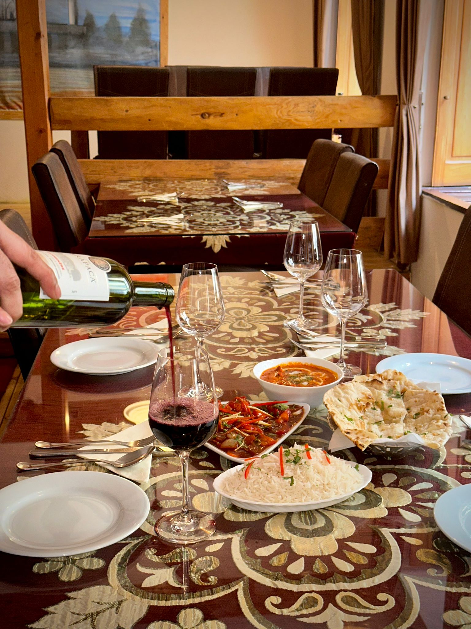 Taaj Palace Indian Restaurant