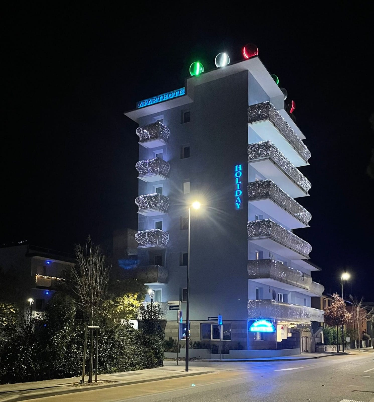 APART HOTEL HOLIDAY LIGNANO