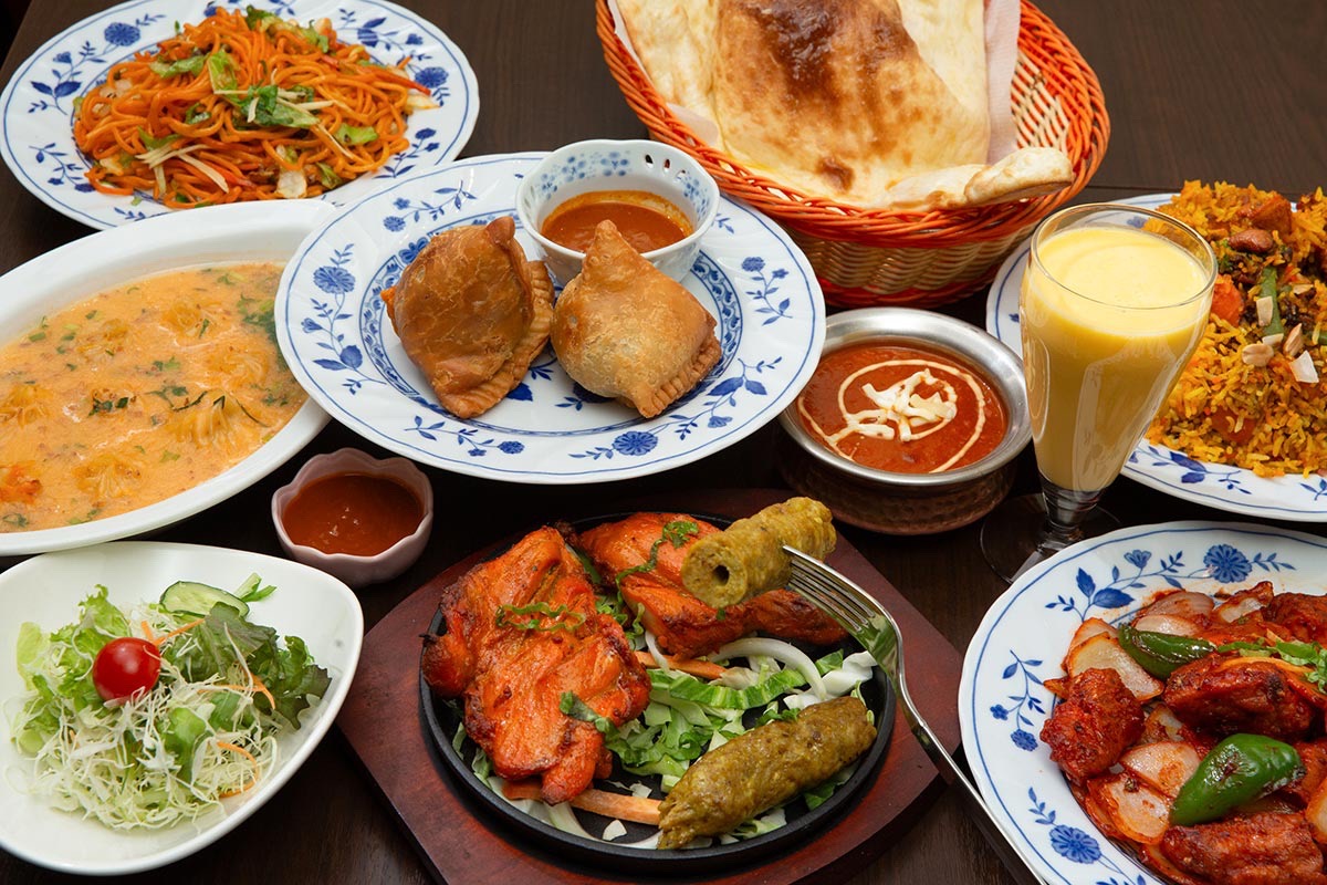 CURRY HUT