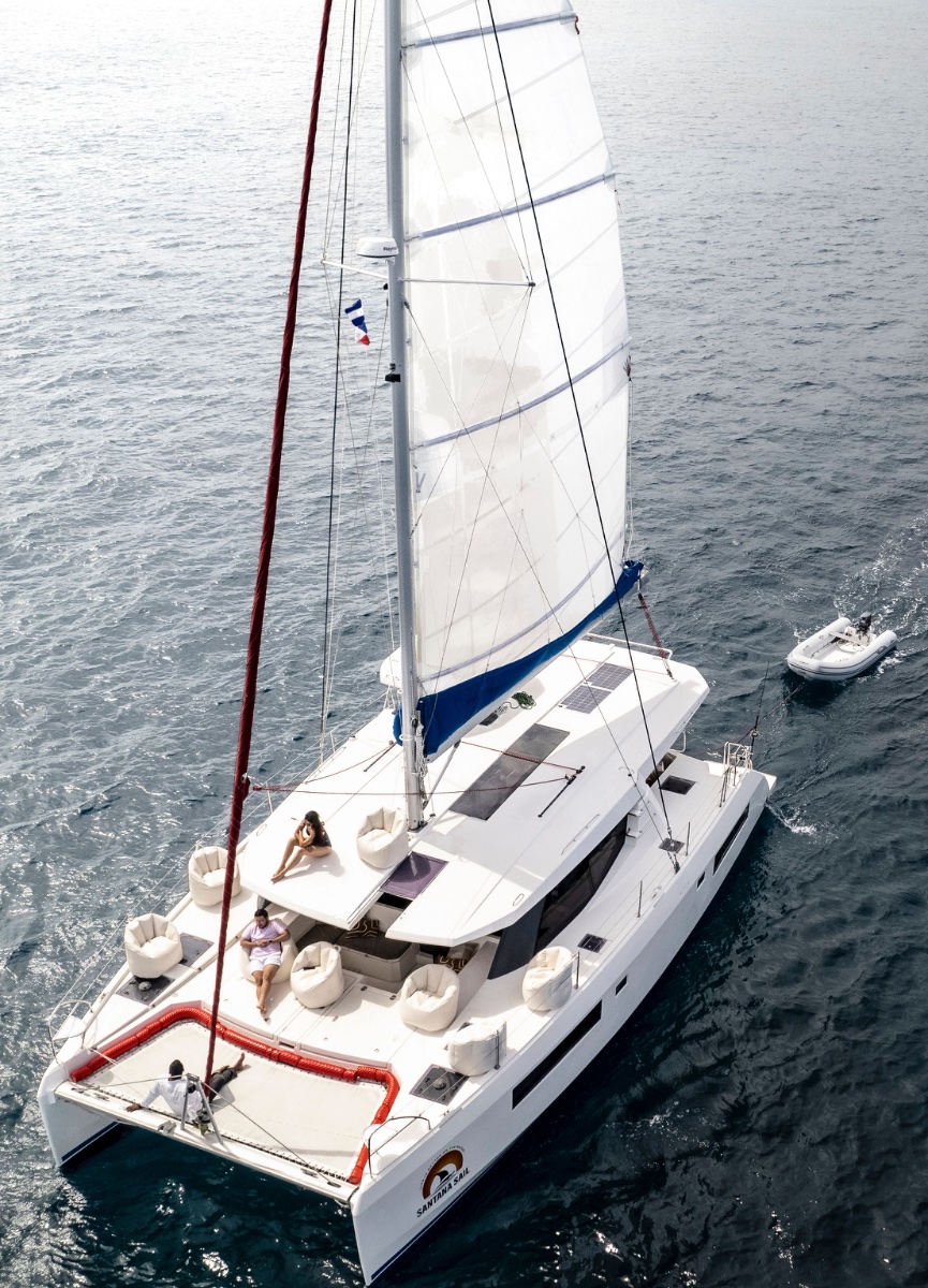 Santana Sail