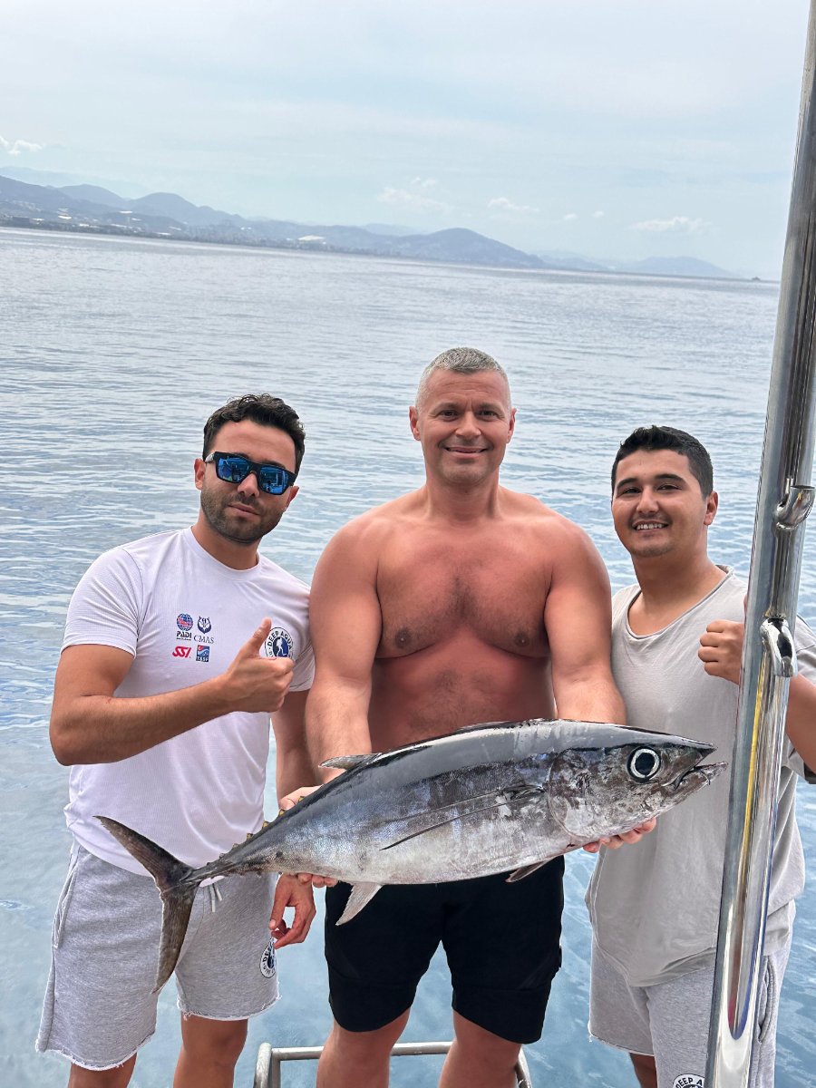 Deep Aqua Fishing Tour