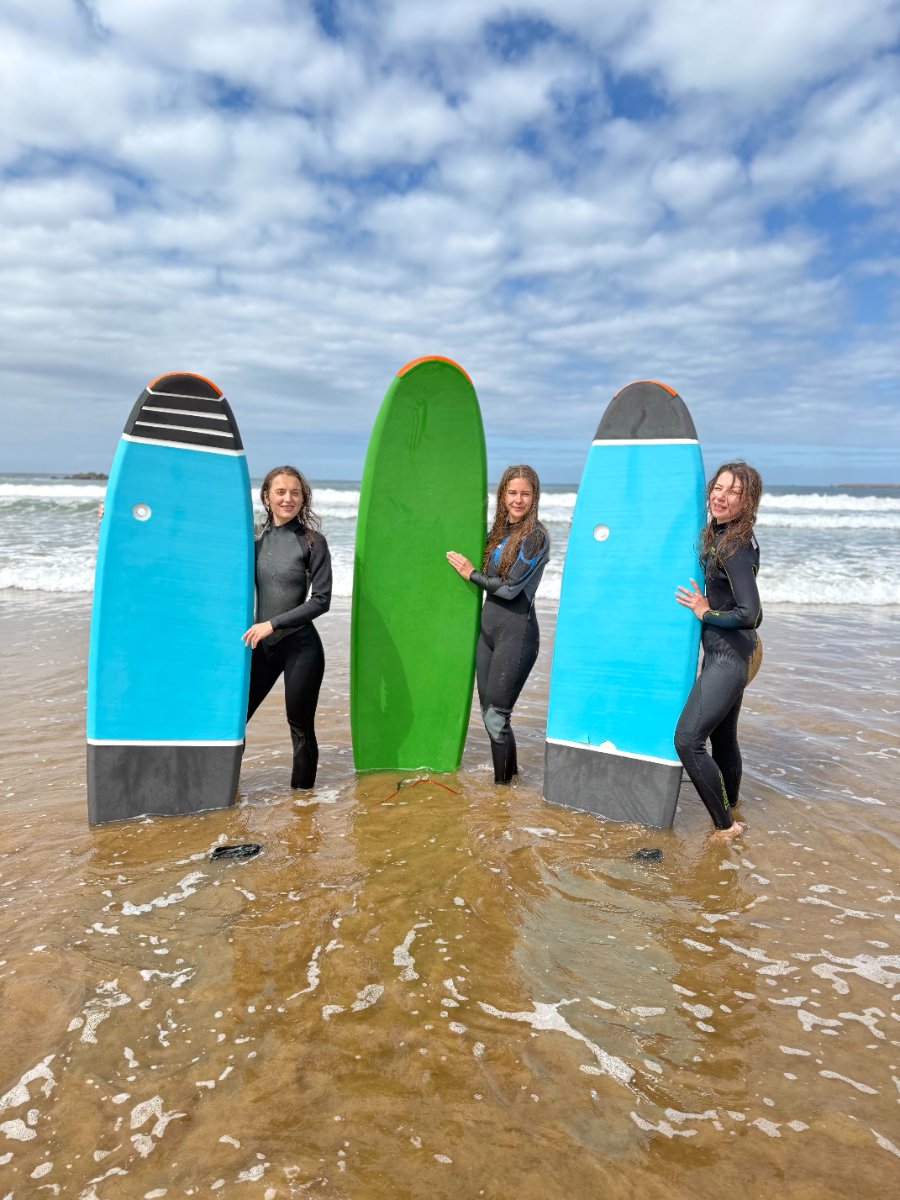 MMOVE SURF SCHOOL