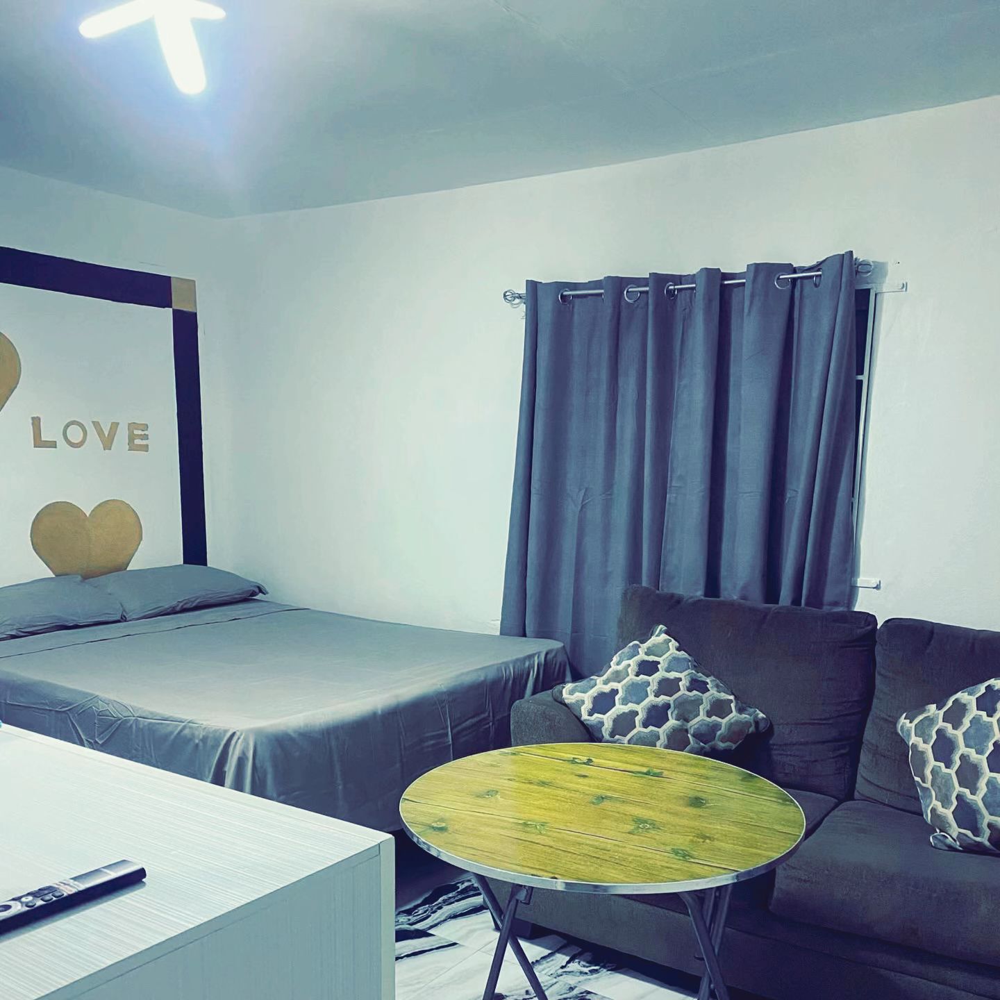 White Room Sparks Guesthouse