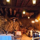 Prsuterija Domestic & Taverna