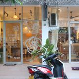 LIVING ROOM CONCEPT STORE