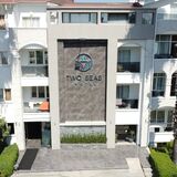 Twoseas Hotel