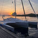 DRAGONFLY TRIMARAN CHARTER
