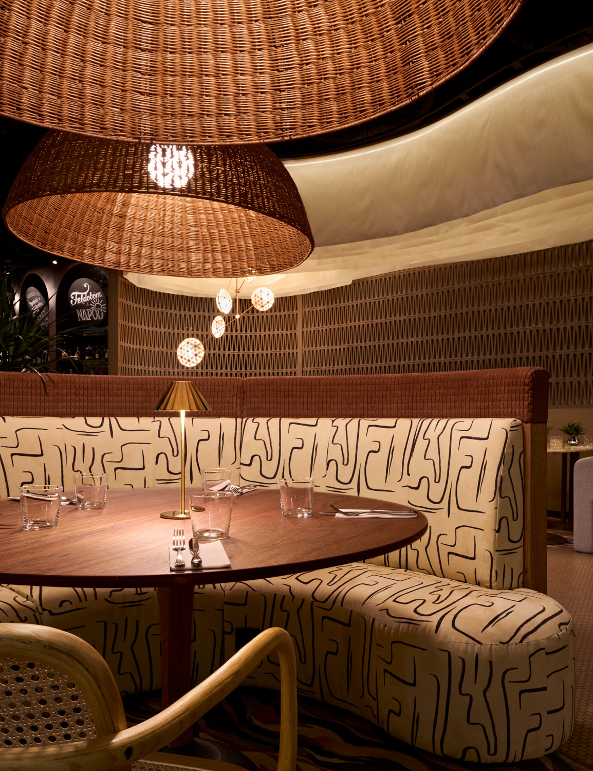 Zazie Bistro & Bar